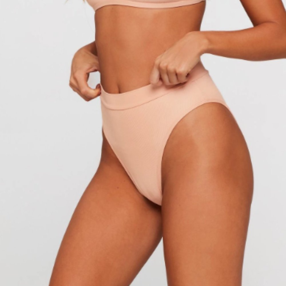 L*Space Tara Top Frenchi Bottom Ribbed Bikini Set - Picture 9 of 10